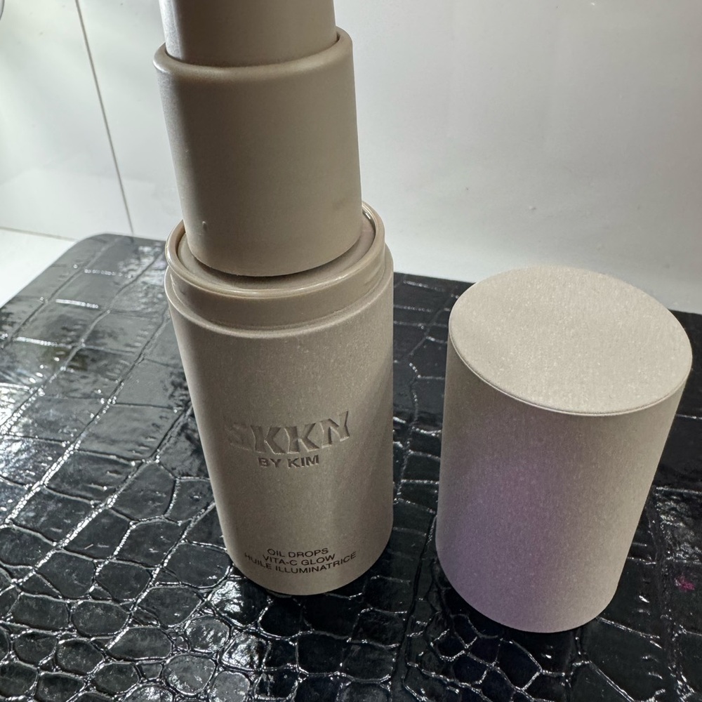 SKKN Vitamin C OIL  SERUM NEW KIM KARDASHIAN